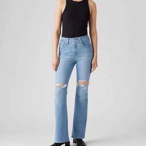 NWT Levi’s 726 Destructed Knee Flare Jeans